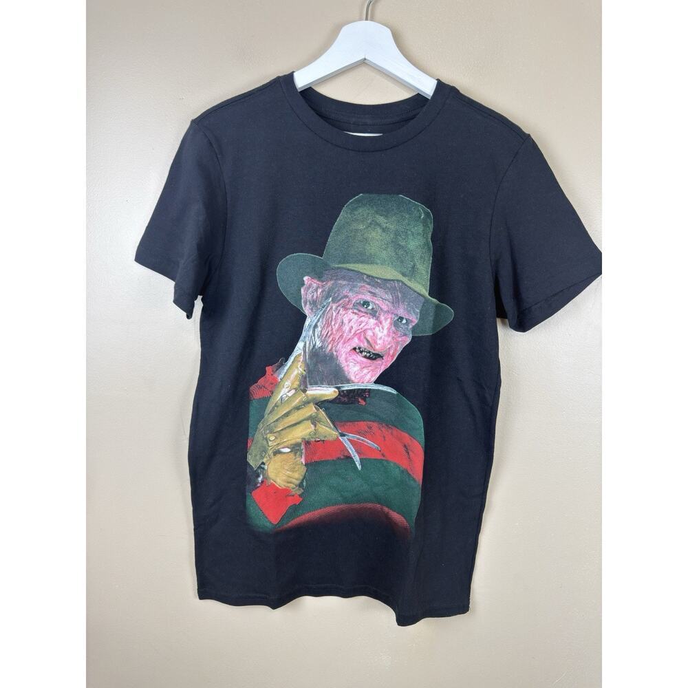 Freddy Krueger A Nightmare on Elm Street T-Shirt Size S Black Horror Movie NWOT